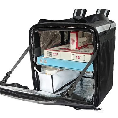 Rucsac izolat pentru pizza cu două etaje